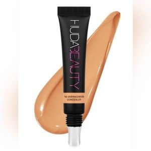 🍭🎭Huda Beauty Caramel Corn Overachiever Concealer